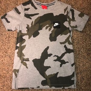 I am selling a camouflage Nike shirt
